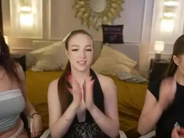 Chaturbate Live Sex Cam of kira0541