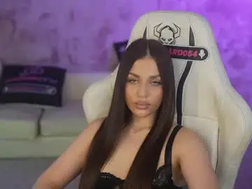 Chaturbate Nude Webcam of kira0541