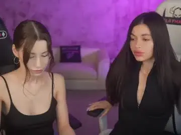 Chaturbate Sex Cam of kira0541