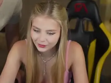 Chaturbate Sex Chat of kira0541