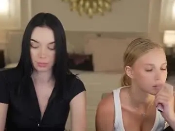 Chaturbate Watch Live Sex Cams of kira0541
