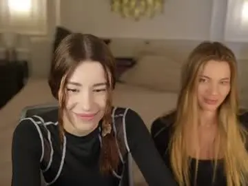 Chaturbate Watch Live Sex Cams of kira0541