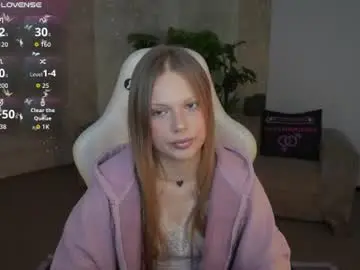 Chaturbate Watch Live Sex Cams of kira0541
