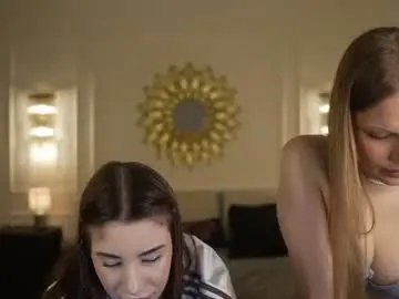 Chaturbate Watch Live Sex Cams of kira0541