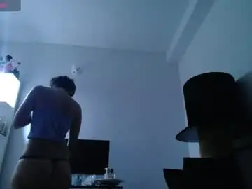 Chaturbate Live Sex of annie_rosse1017