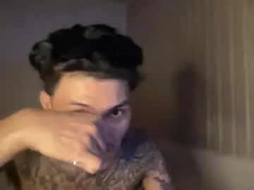 Chaturbate Live Porn of ceesteve_hot