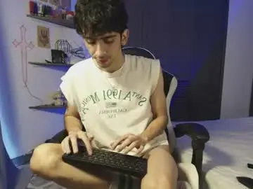 Chaturbate Watch Live Sex Cams of vittorio_cerati