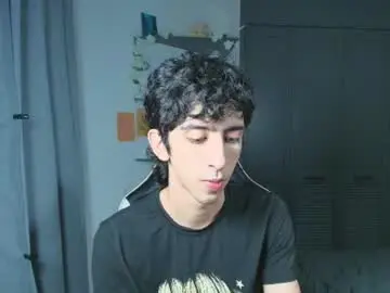 Chaturbate Live Porn of vittorio_cerati