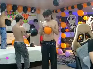Chaturbate Live Sex Cam of boysgang_sex