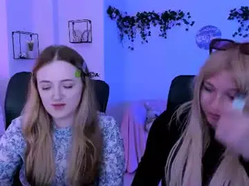 Chaturbate Live Sex Cam of elizabeth_dornan