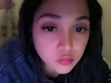 Chaturbate Live Sex Cam of gwynmylove