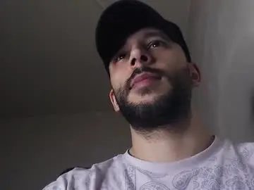 Chaturbate Live Sex Cam of henryaxe