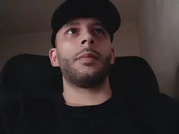 Chaturbate Sex Cam of henryaxe
