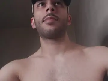 Chaturbate Live Sex Cam of henryaxe