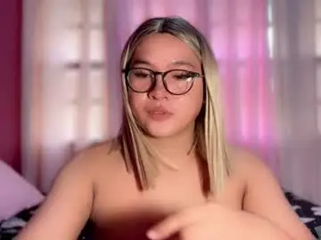 Chaturbate Watch Live Sex Cams of krezikeed