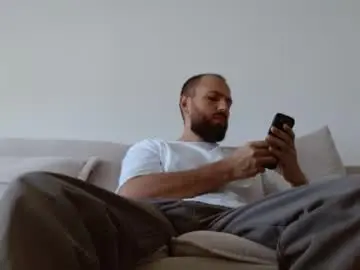 Chaturbate Free Live Porn of themonarchgoat
