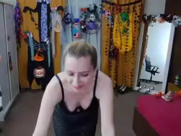 Chaturbate Free Porn Cam of evelynreagan