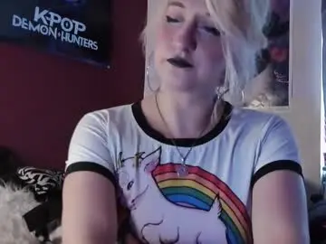 Chaturbate Live Sex of kittibbybells0311