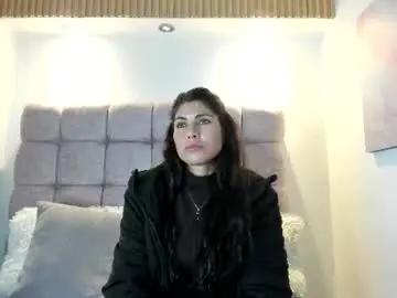 Chaturbate Free Porn Cam of melodiroux_