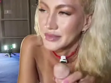 Chaturbate Live Sex Cam of out_lust