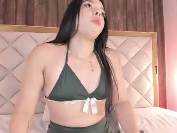 Chaturbate Live Sex Cam of chloee_parkerr