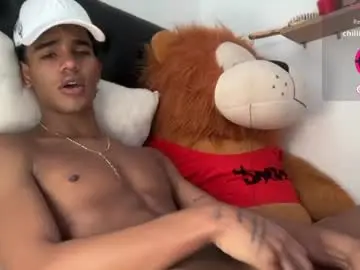 Chaturbate Live Sex of david_hot44