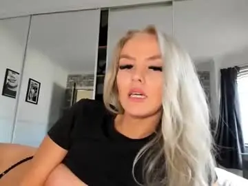 Chaturbate Free Live Porn of jessiebella0210_