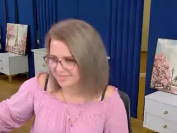 Chaturbate Live Sex of adeleravelle
