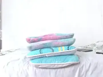 Chaturbate Nude Webcam of emelyross