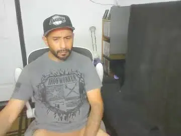 Chaturbate Watch Live Sex Cams of faded805