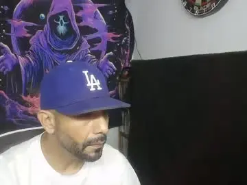 Chaturbate Live Sex Cam of faded805