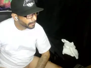 Chaturbate Watch Live Sex Cams of faded805