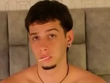 Chaturbate Nude Webcam of isaacblaze_