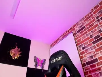 Chaturbate Sex Cam of aleja_hill