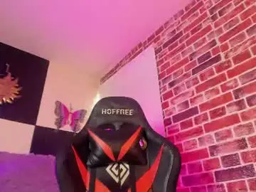 Chaturbate Live Porn of aleja_hill