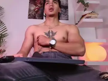 Chaturbate Live Sex of andypalmerr