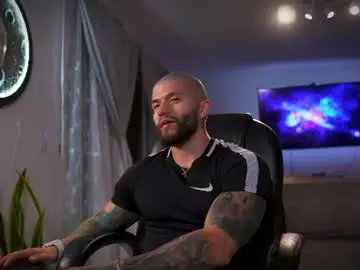 Chaturbate Free Porn Cam of frankfarrellx