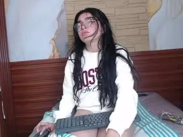 Chaturbate Nude Webcam of mia_monroepri