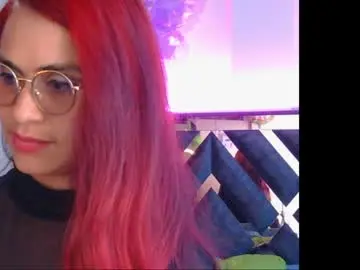 Chaturbate Free Live Porn of tiiny_emiily