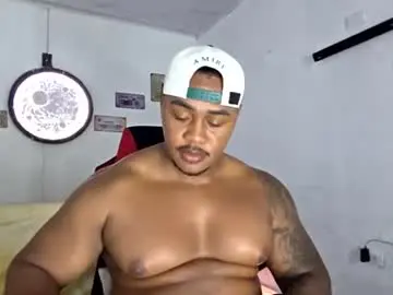 Chaturbate Best live sex cam show of kerlinn2711