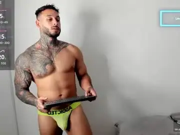Chaturbate Adult Webcam of mike_belle