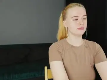 Chaturbate Live Porn of robert_lisa