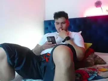 Chaturbate Nude Webcam of sweettguy_