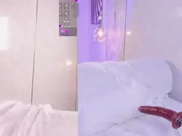 Chaturbate Live Sex of ariellarose_
