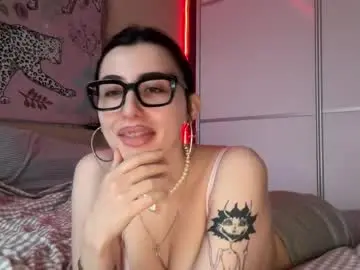 Chaturbate Free Porn Cam of h3l9a_pataki