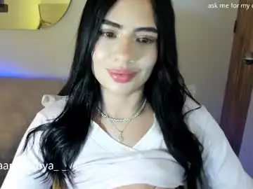 Chaturbate Sex Chat of sara_medellin