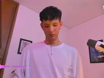 Chaturbate Private Sex Chat of ethanross1