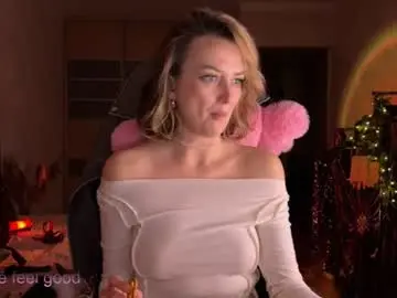Chaturbate Free Porn Cam of sheslike_firstlove