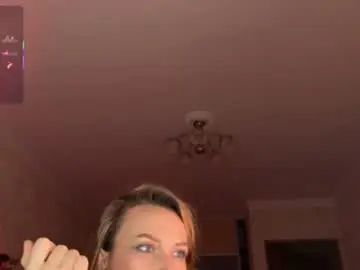 Chaturbate Sex Cam of sheslike_firstlove
