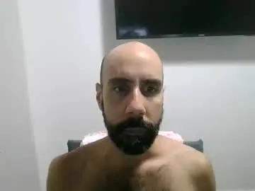 Chaturbate Free Live Porn of caibra87